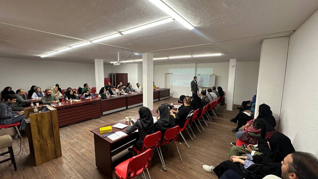 کارگاه مکاتبات اداری با مدرک