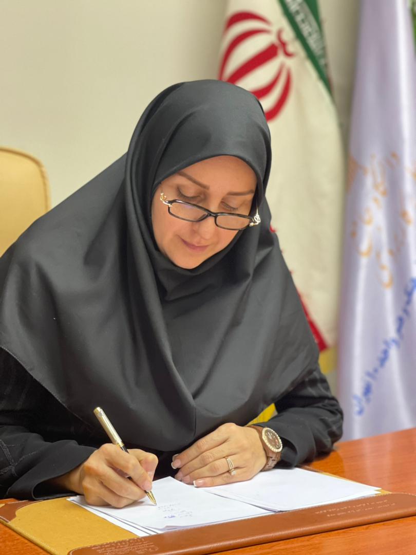 دکتر آلاله عشقی صنعتی