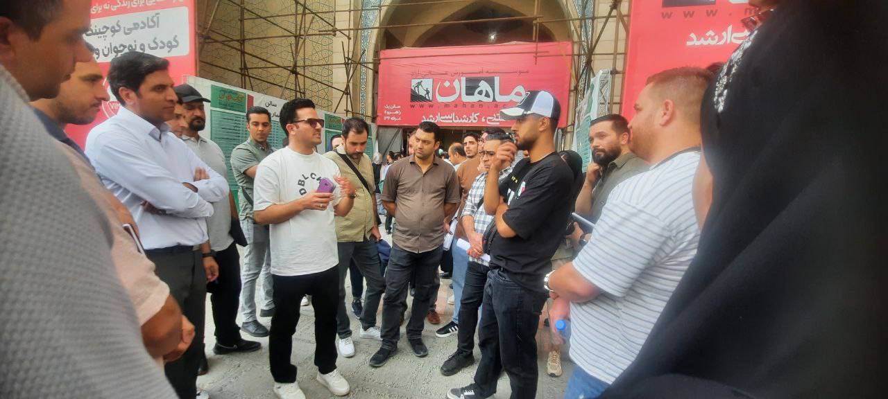 نمایشگاه کتاب سال 1404 کاربینی رشته مدیریت کسب و کار